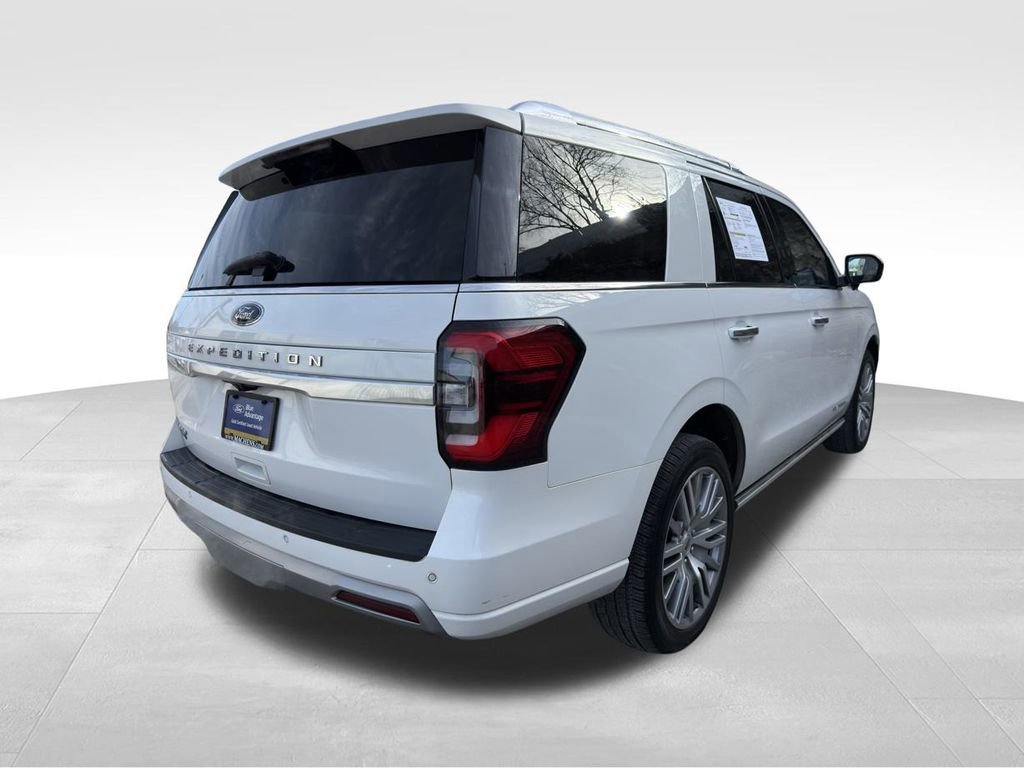 Certified 2023 Ford Expedition Platinum image 5