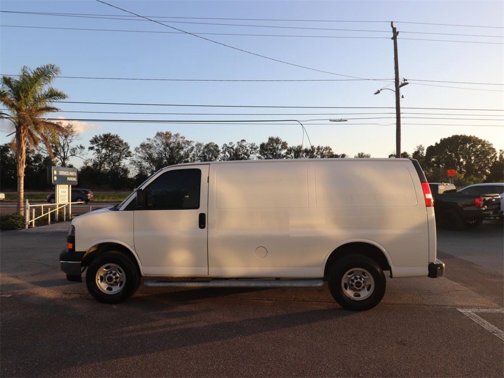 Used 2024 GMC Savana 2500 w/ Driver Convenience Package image 2
