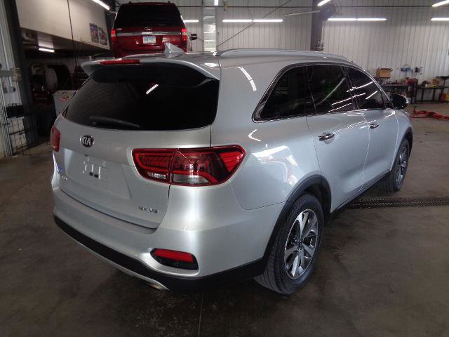Used 2019 Kia Sorento EX image 4
