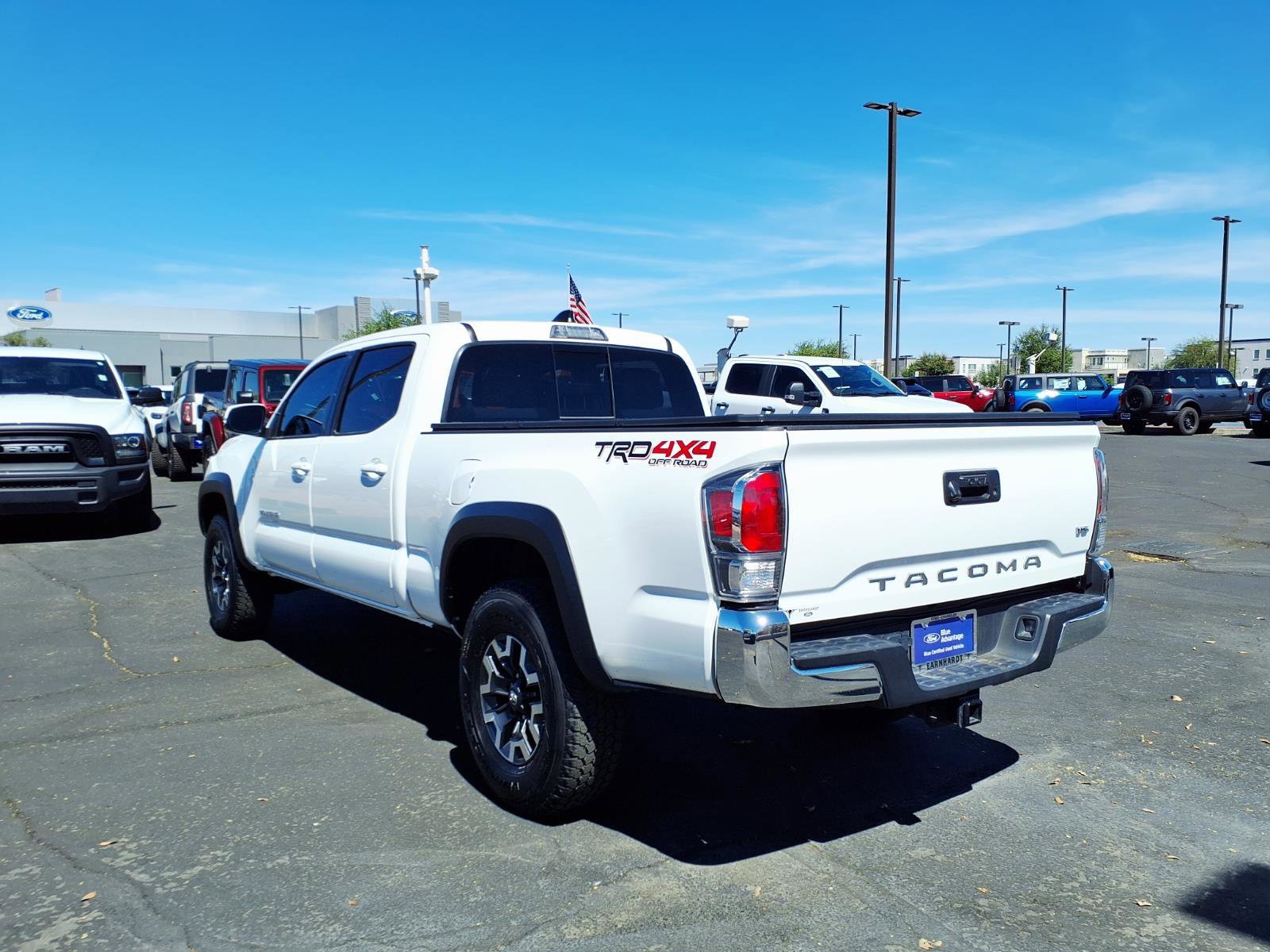 Used 2023 Toyota Tacoma TRD Off-Road image 5