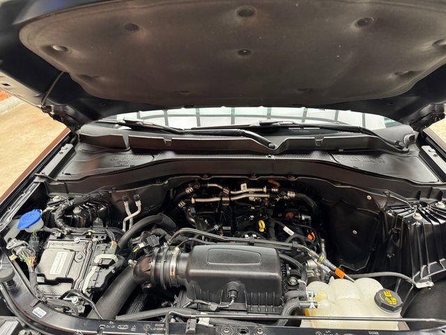 Certified 2023 Ford Explorer XLT image 29