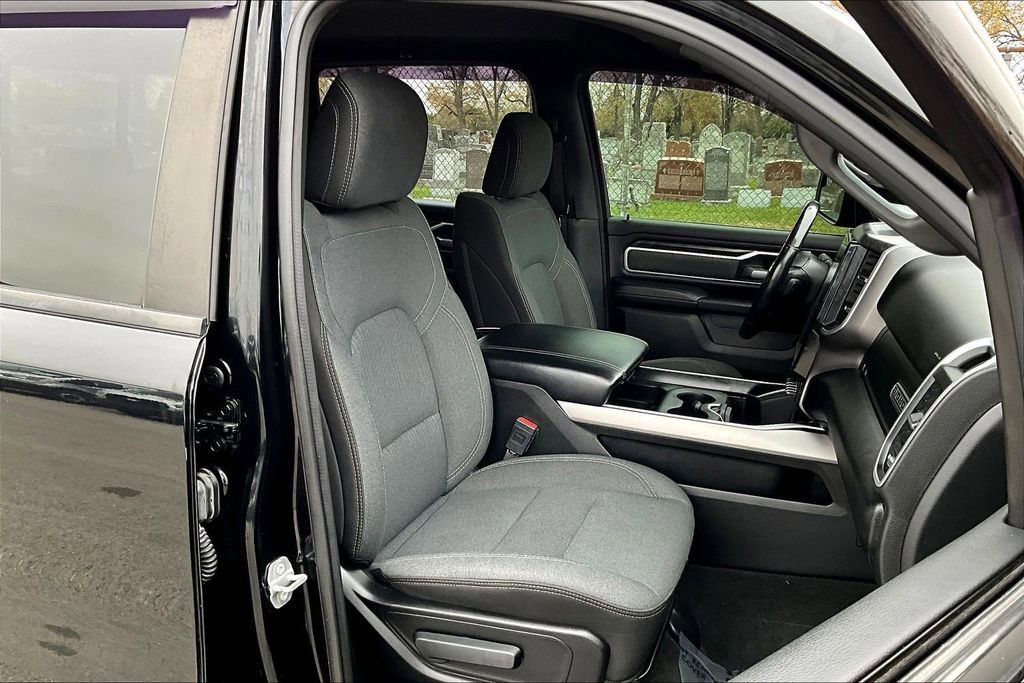 Used 2022 RAM 1500 Big Horn AWD/4WD image 7