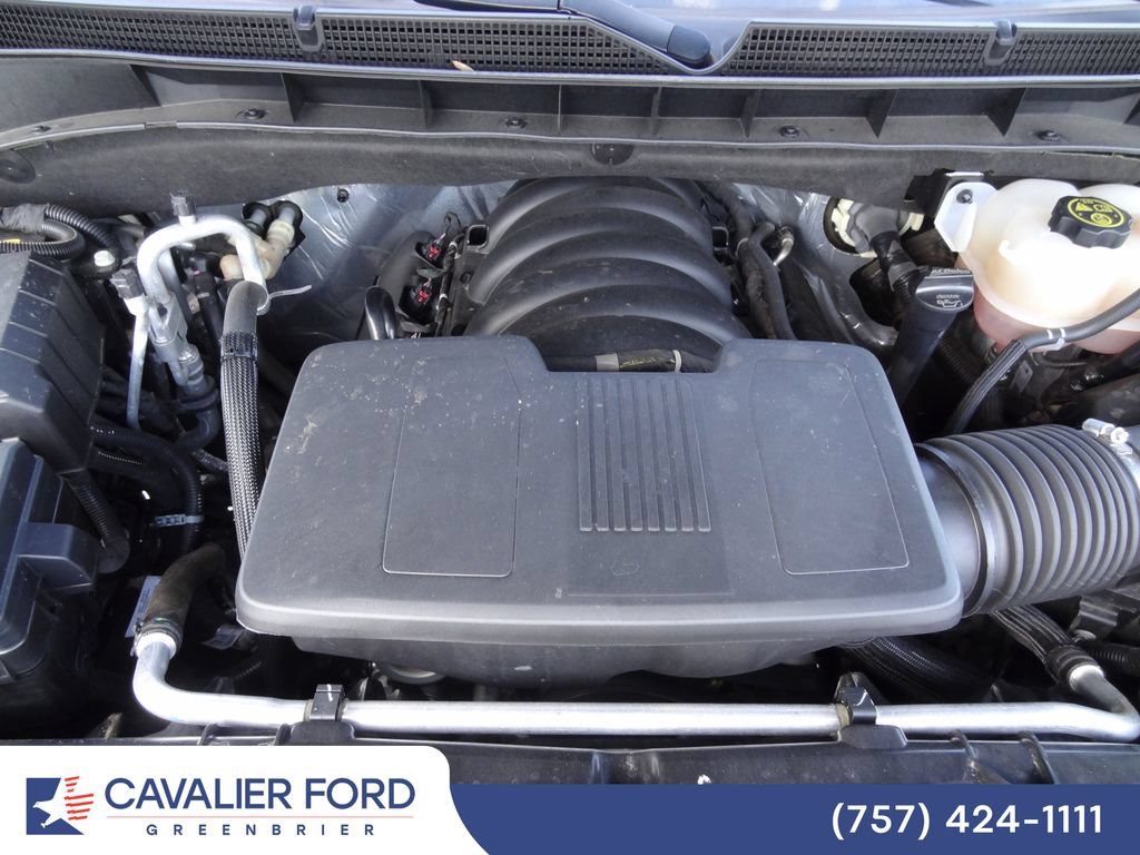 Used 2023 GMC Yukon SLT w/ SLT Luxury Package RWD image 40