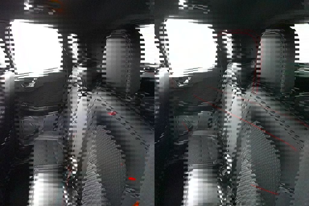 Certified 2025 Ford Escape ST-Line image 25