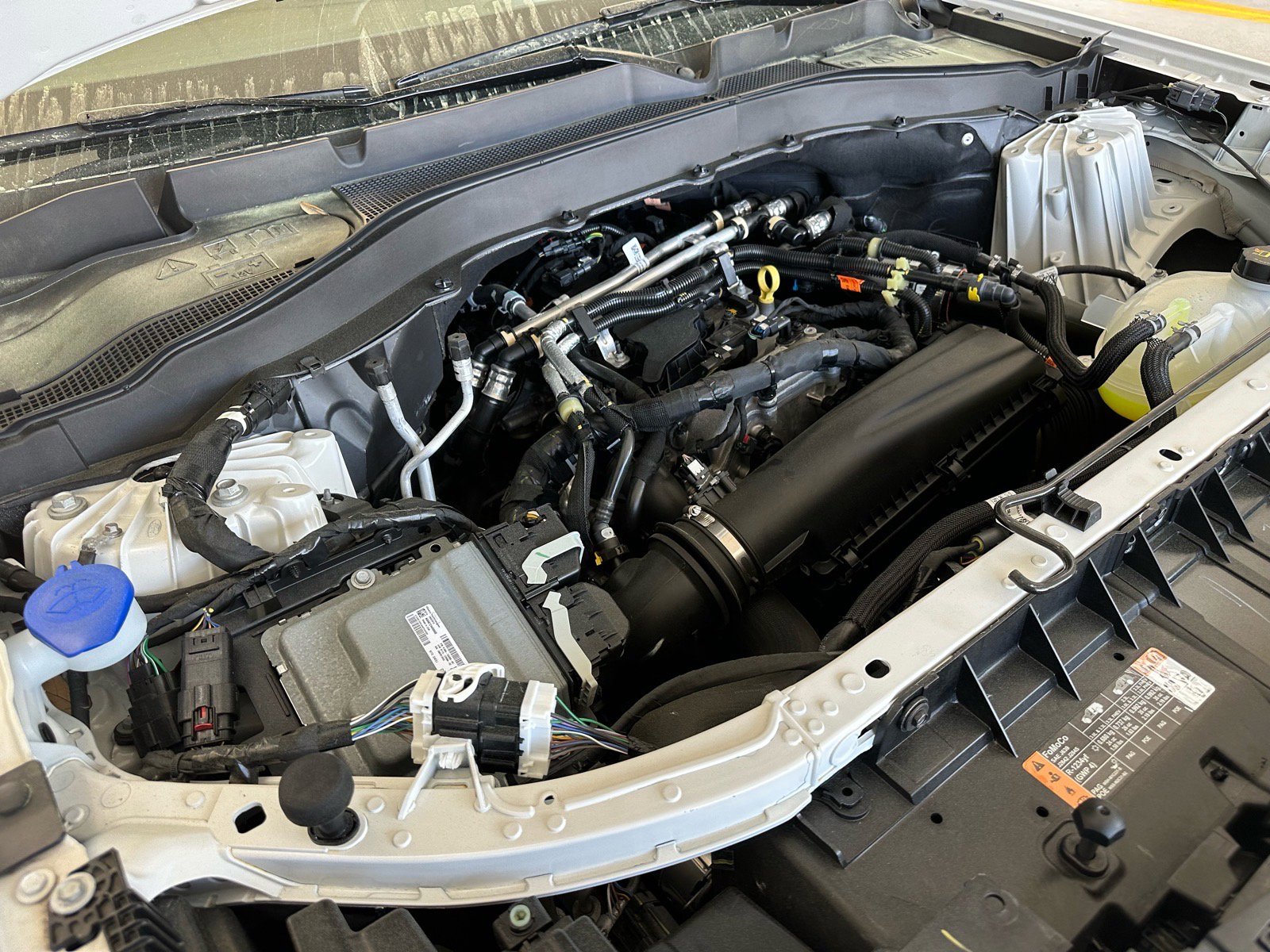 Certified 2025 Ford Explorer Active w/ Active Comfort Package RWD image 14