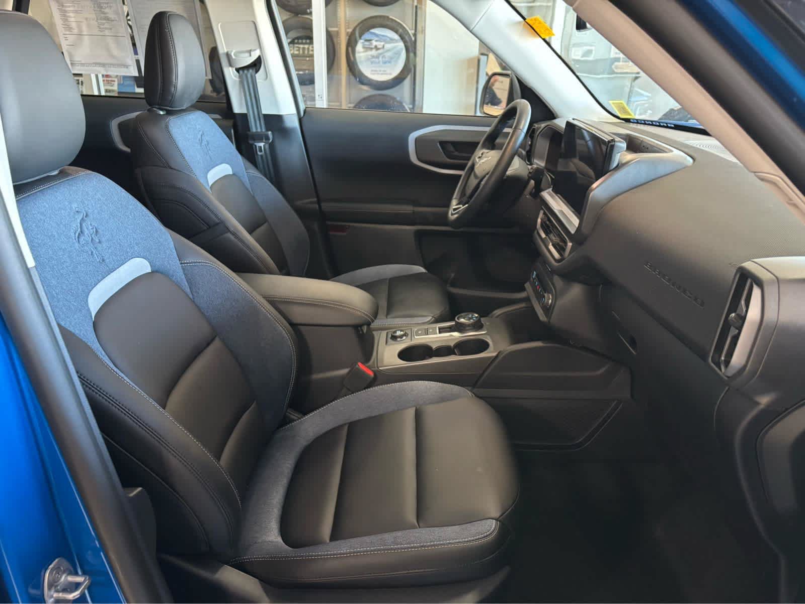 Certified 2025 Ford Bronco Sport Outer Banks w/ Outer Banks Tech Package+ AWD/4WD image 49