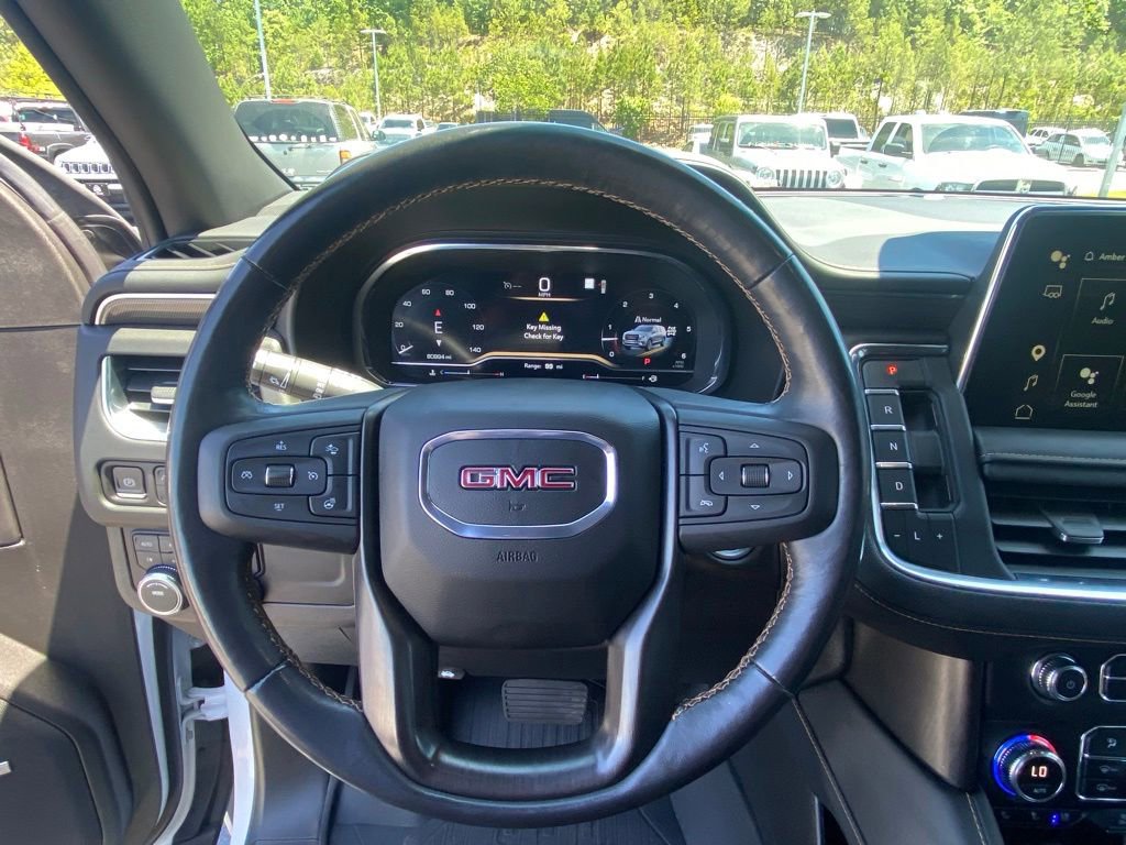 Used 2023 GMC Yukon AT4 w/ Technology Package AWD/4WD image 12