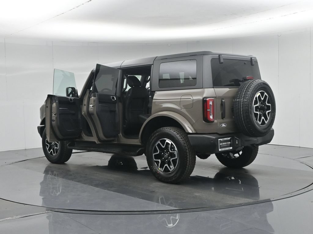 Certified 2026 Ford Bronco Outer Banks AWD/4WD image 38