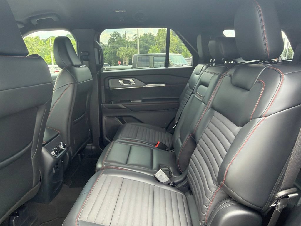 Certified 2026 Ford Explorer ST-Line RWD image 15