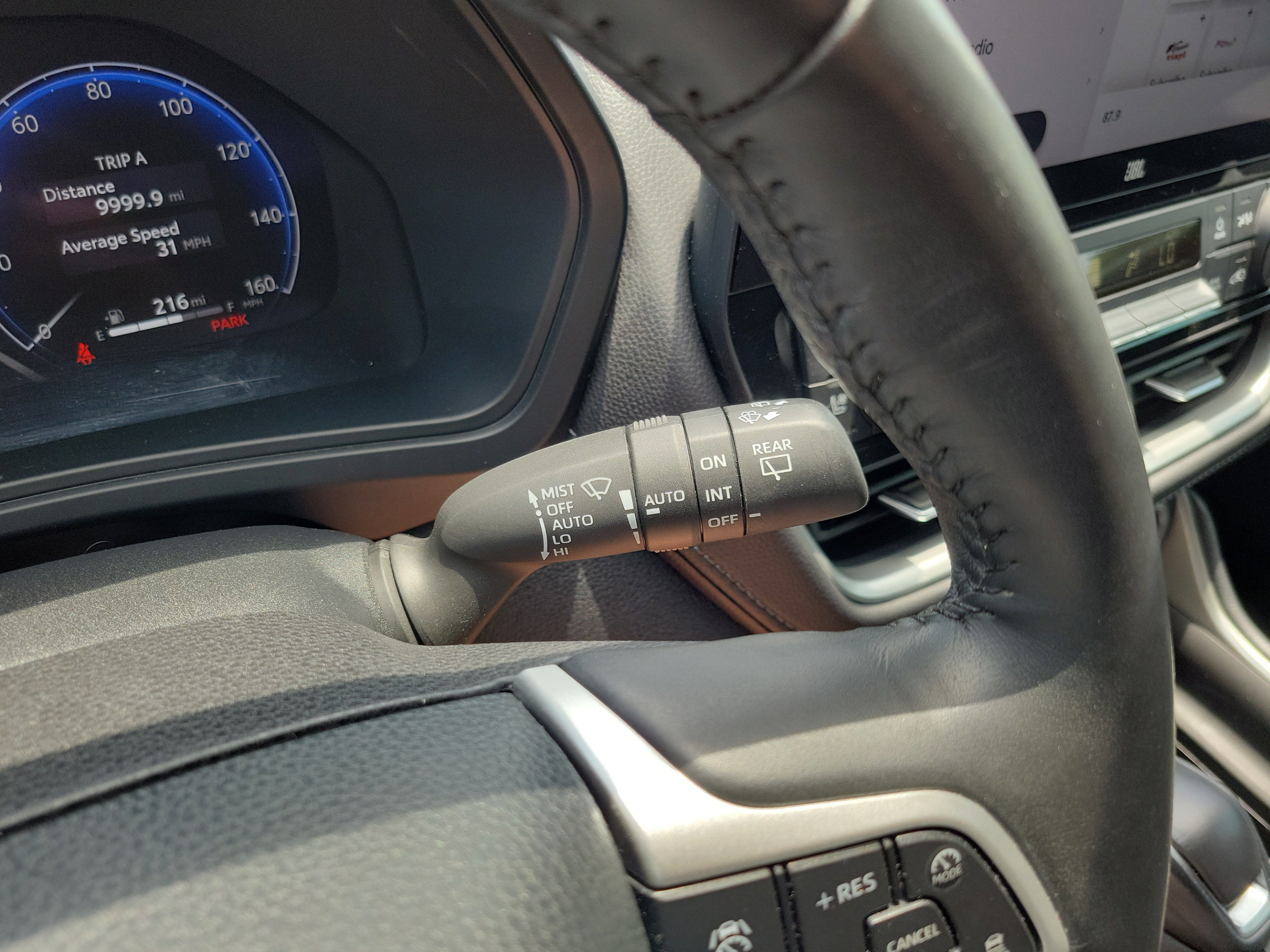 Used 2024 Toyota Grand Highlander AWD image 23