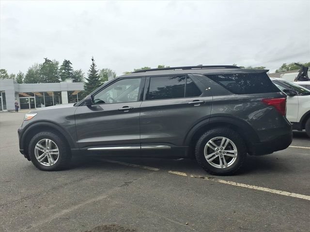 Certified 2020 Ford Explorer XLT w/ Equipment Group 202A AWD/4WD image 8