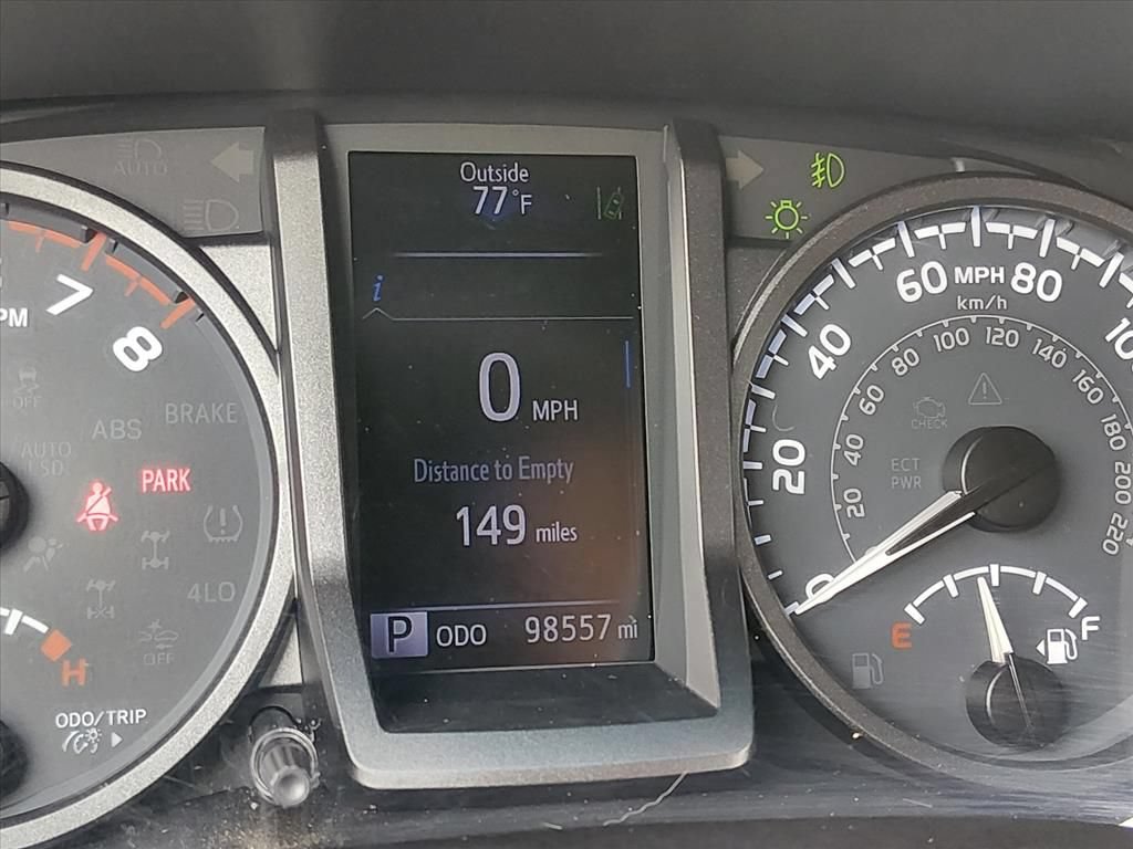 Used 2019 Toyota Tacoma 2WD Double Cab image 24
