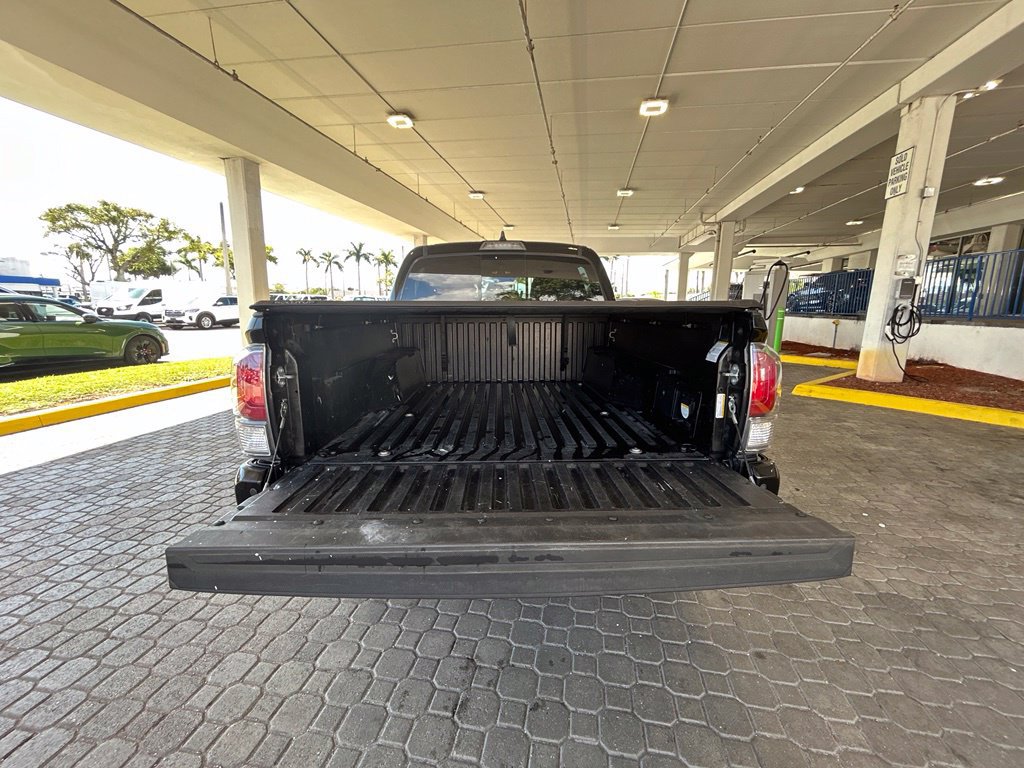 Used 2023 Toyota Tacoma TRD Off-Road w/ Technology Package RWD image 31