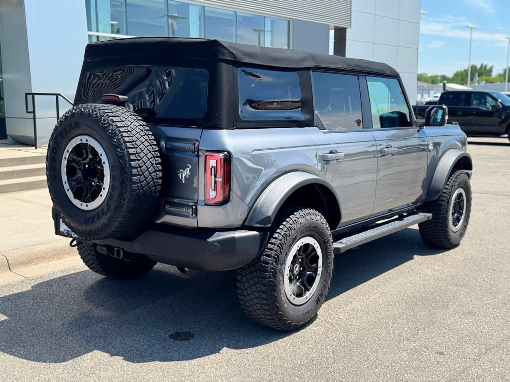 Certified 2022 Ford Bronco Outer Banks w/ Sasquatch Package AWD/4WD image 37