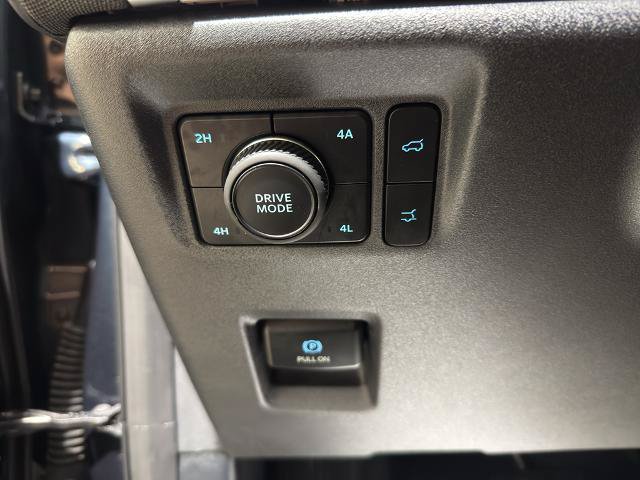 Certified 2025 Ford Expedition Active AWD/4WD image 14