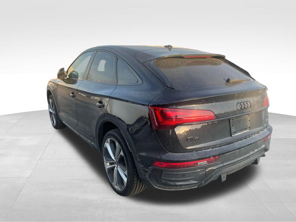 Used 2022 Audi Q5 2.0T Prestige w/ Prestige Package image 3
