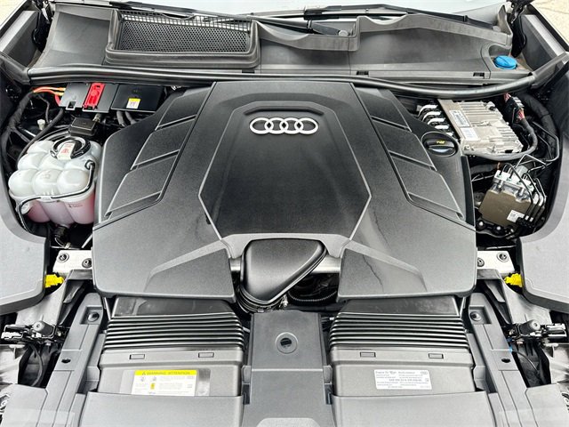 Used 2021 Audi Q8 Prestige w/ Prestige Package image 23