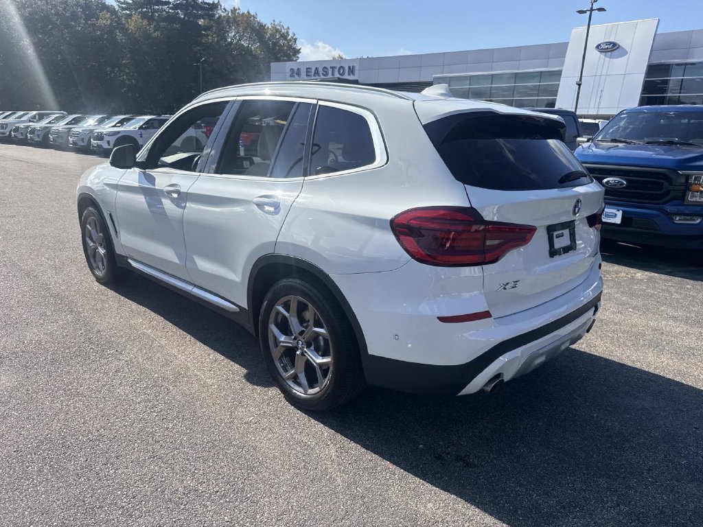 Used 2021 BMW X3 sDrive30i w/ Convenience Package RWD image 3