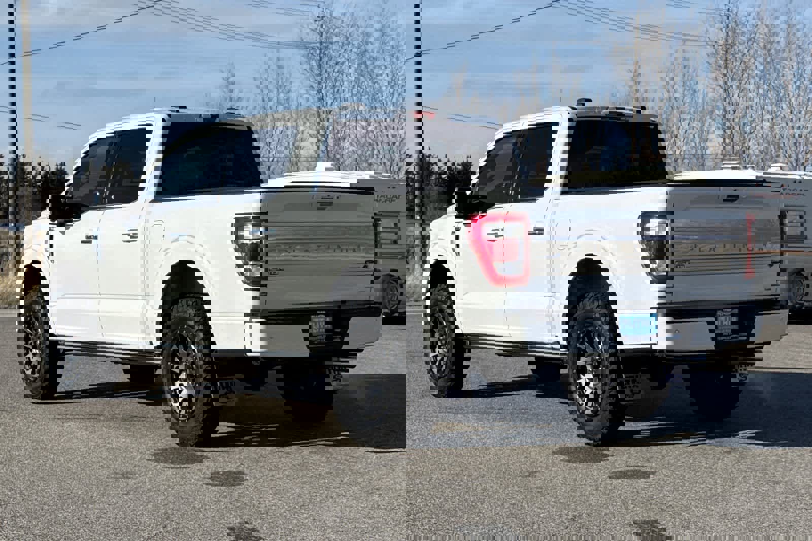 Certified 2021 Ford F150 Platinum w/ FX4 Off-Road Package image 3