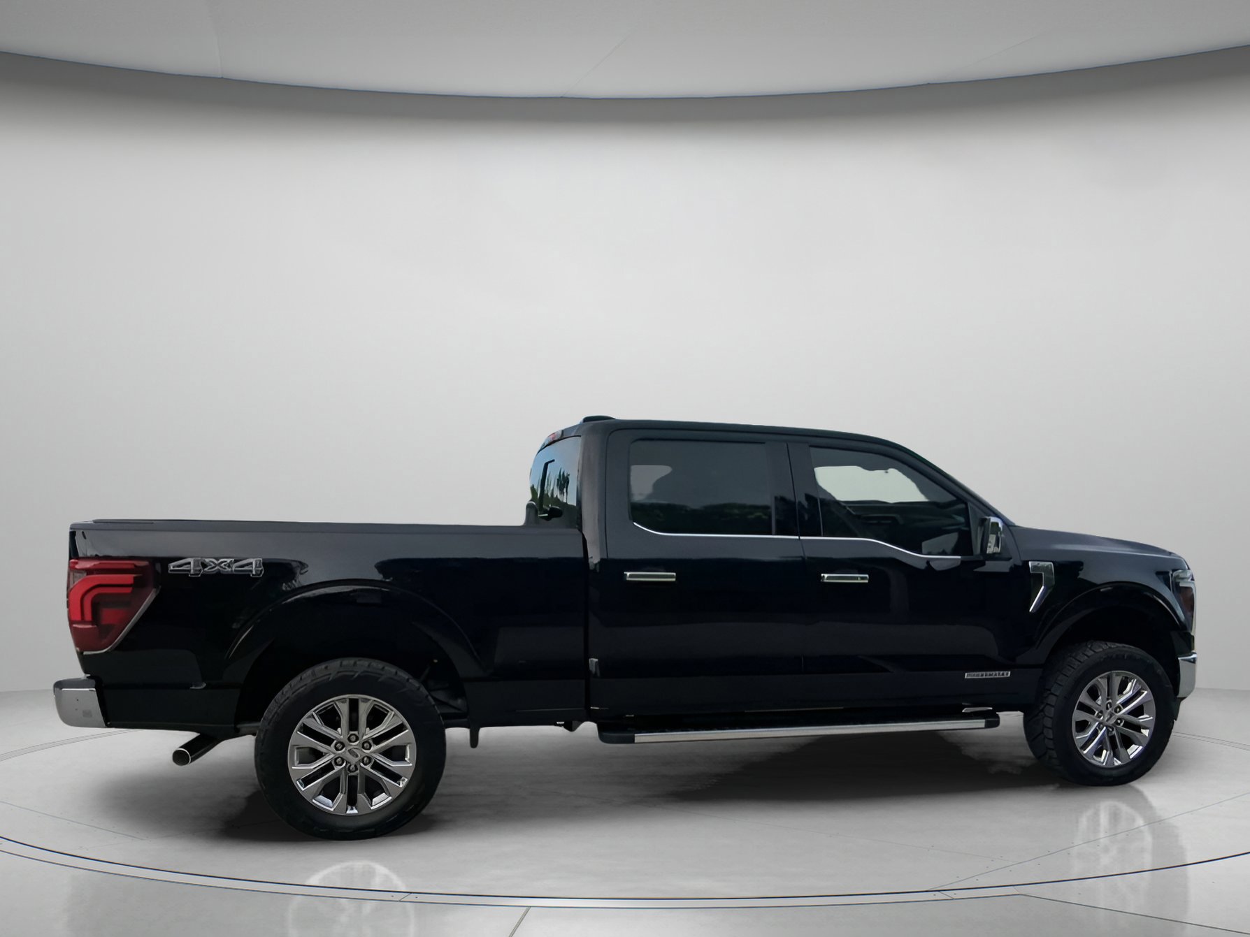 Certified 2025 Ford F150 Lariat w/ Equipment Group 502A High AWD/4WD image 27