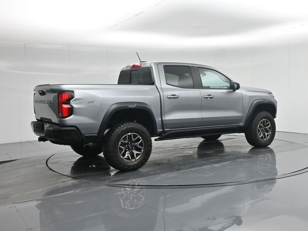Used 2024 Chevrolet Colorado ZR2 w/ Technology Package image 29