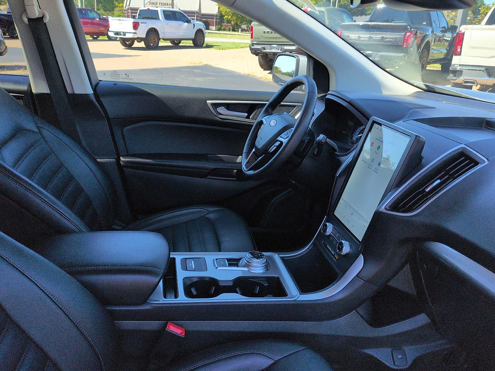 Certified 2024 Ford Edge SEL w/ Convenience Package AWD/4WD image 10