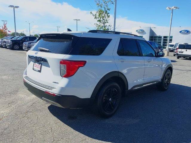 Certified 2023 Ford Explorer XLT w/ Equipment Group 202A AWD/4WD image 8