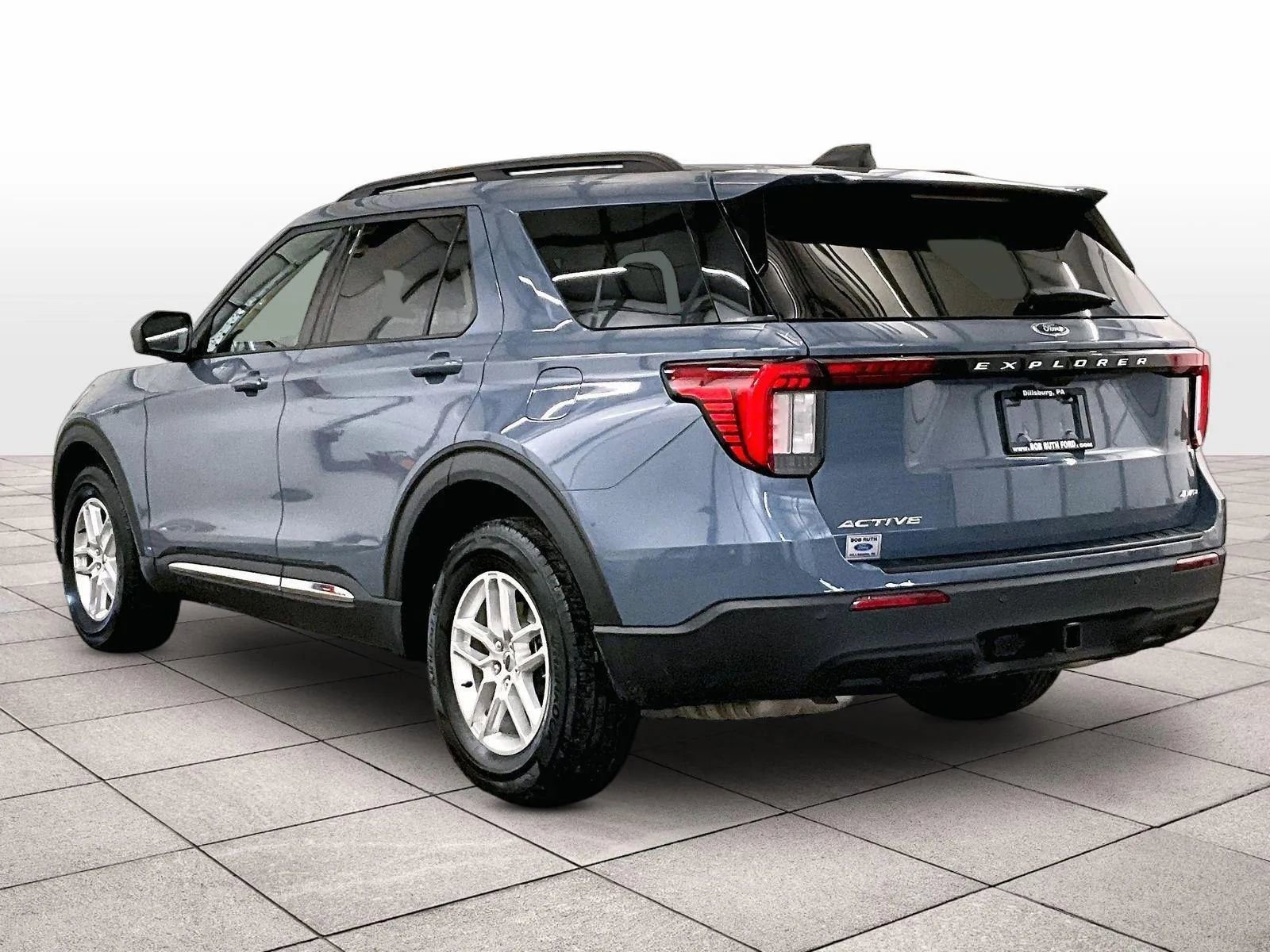 Certified 2025 Ford Explorer Active image 10