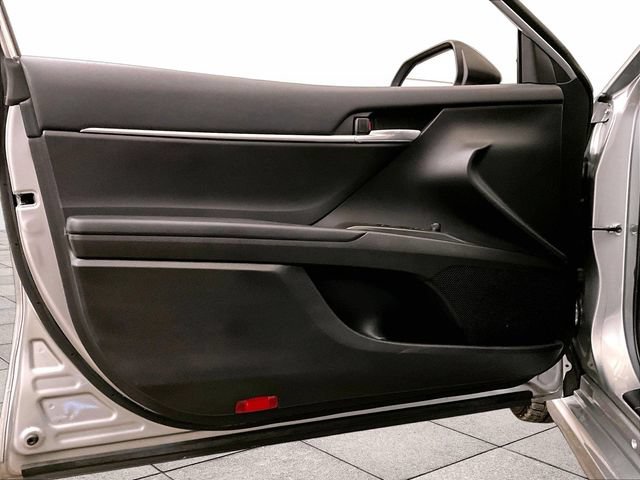 Used 2023 Toyota Camry SE FWD image 22