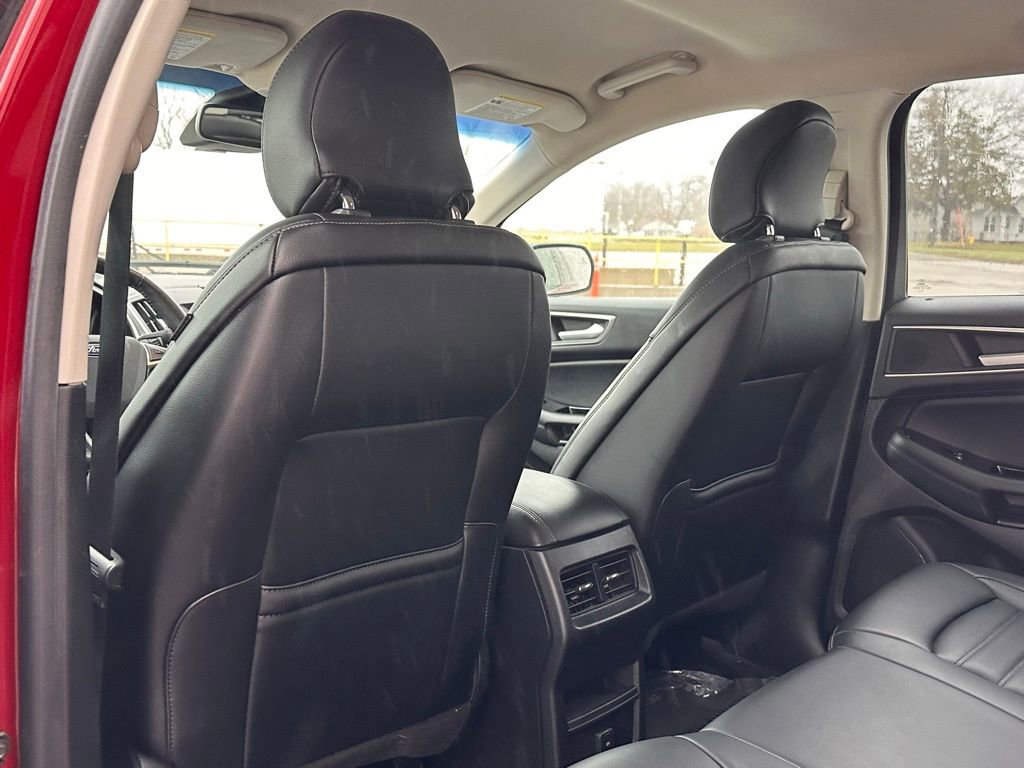 Certified 2019 Ford Edge SEL w/ Equipment Group 201A AWD/4WD image 13