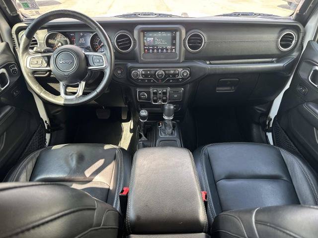 Used 2019 Jeep Wrangler Unlimited Sahara w/ Cold Weather Group AWD/4WD image 16
