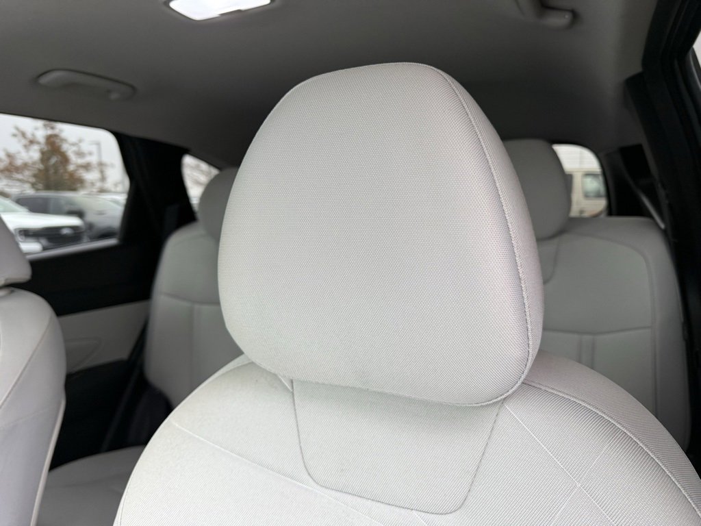 Used 2025 Hyundai Tucson SE image 23