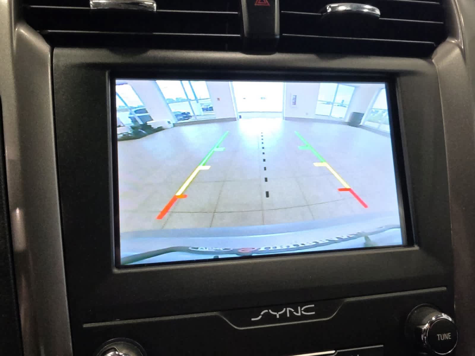 Certified 2020 Ford Fusion SE FWD image 31