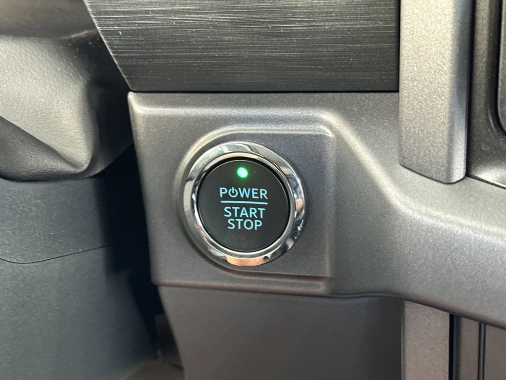 Certified 2025 Ford F150 Lightning XLT AWD/4WD image 21