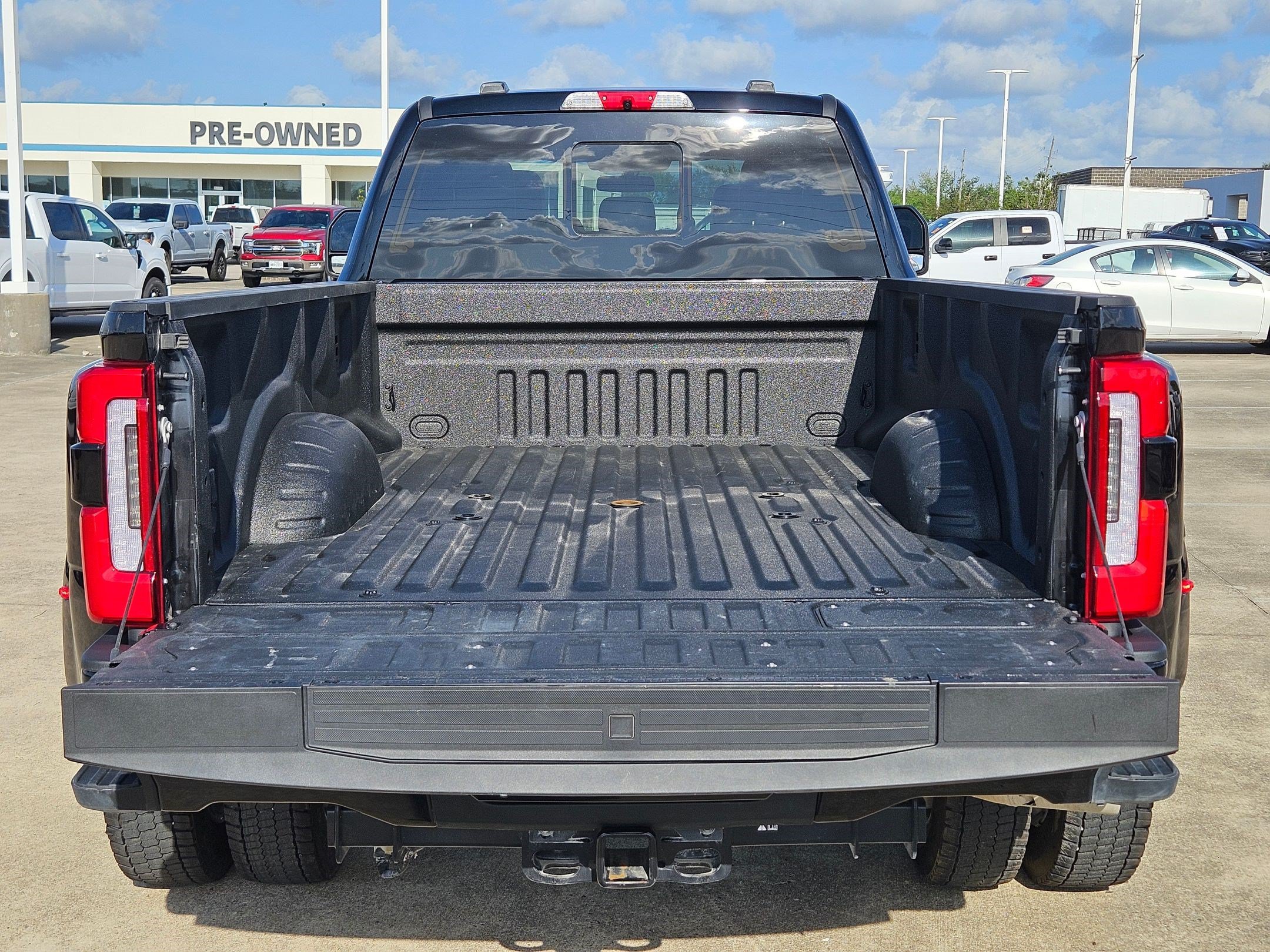 Certified 2025 Ford F450 Platinum AWD/4WD image 30