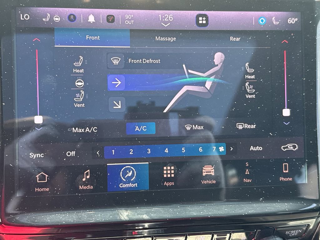 Used 2023 Jeep Grand Cherokee Overland w/ Luxury Tech Group IV RWD image 33