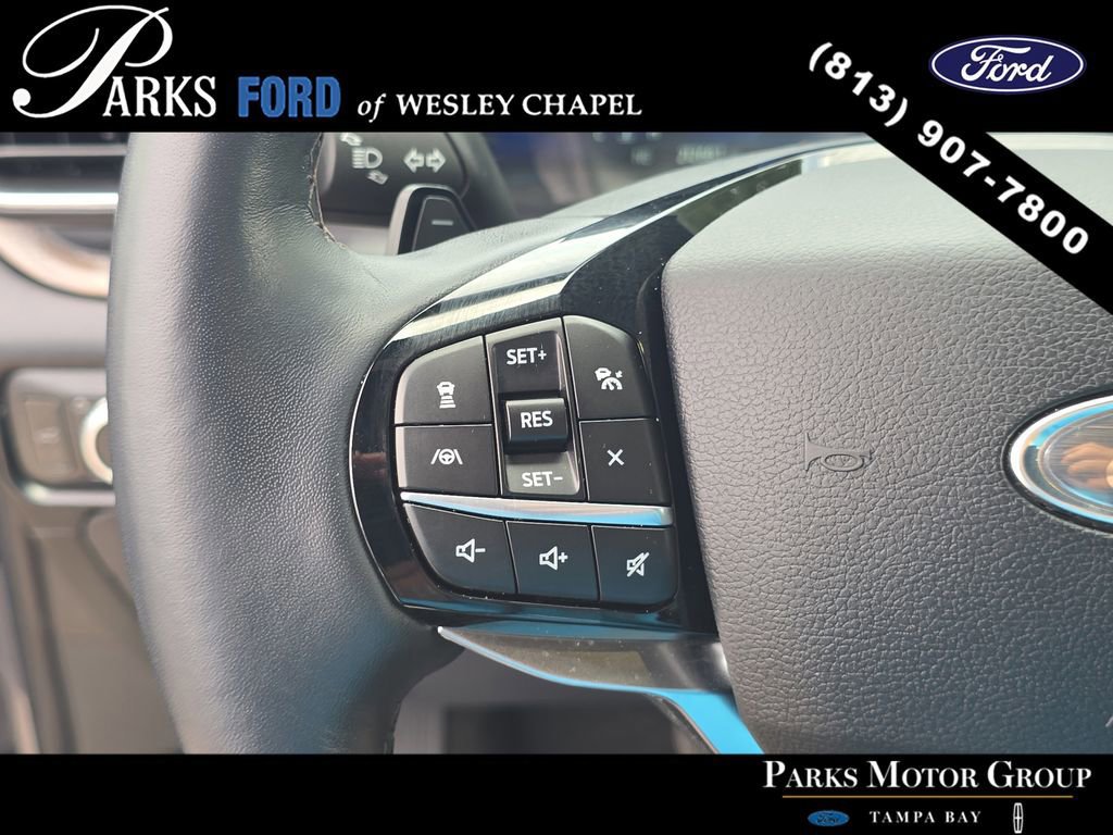 Certified 2021 Ford Explorer Platinum w/ Equipment Group 601A image 30