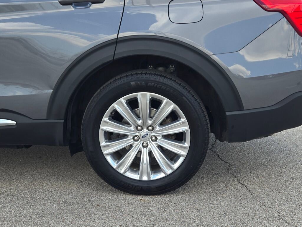Certified 2021 Ford Explorer Limited w/ Equipment Group 301A image 15
