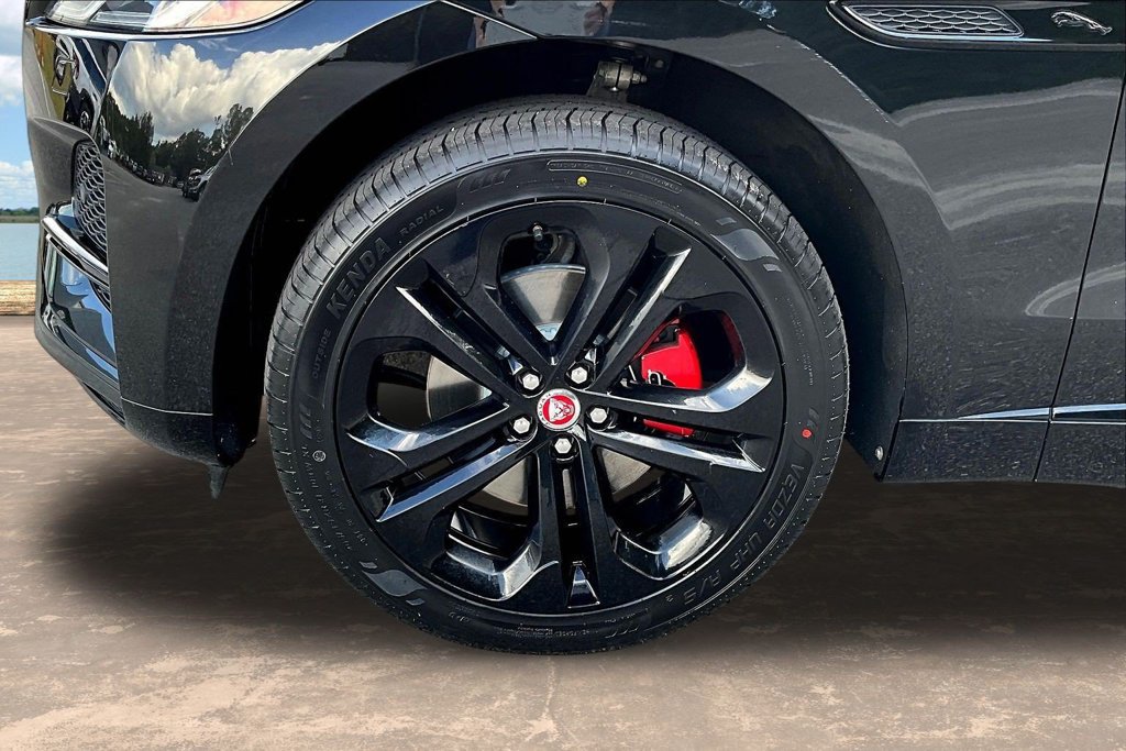 Used 2023 Jaguar F-PACE S AWD/4WD image 35