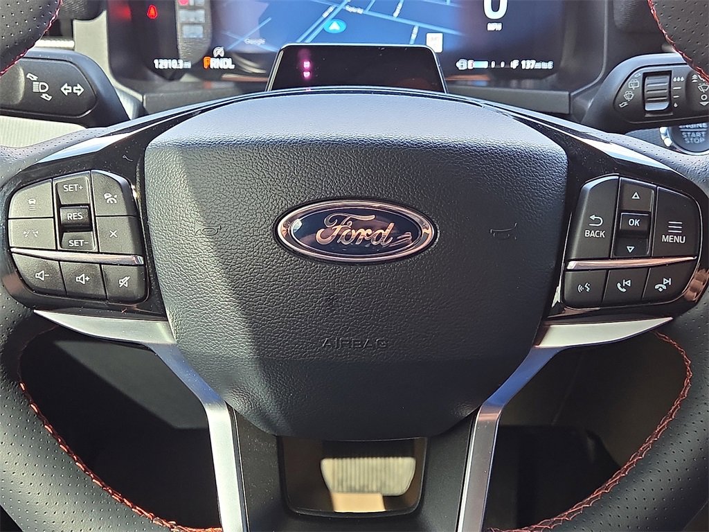 Certified 2025 Ford Explorer ST-Line image 30