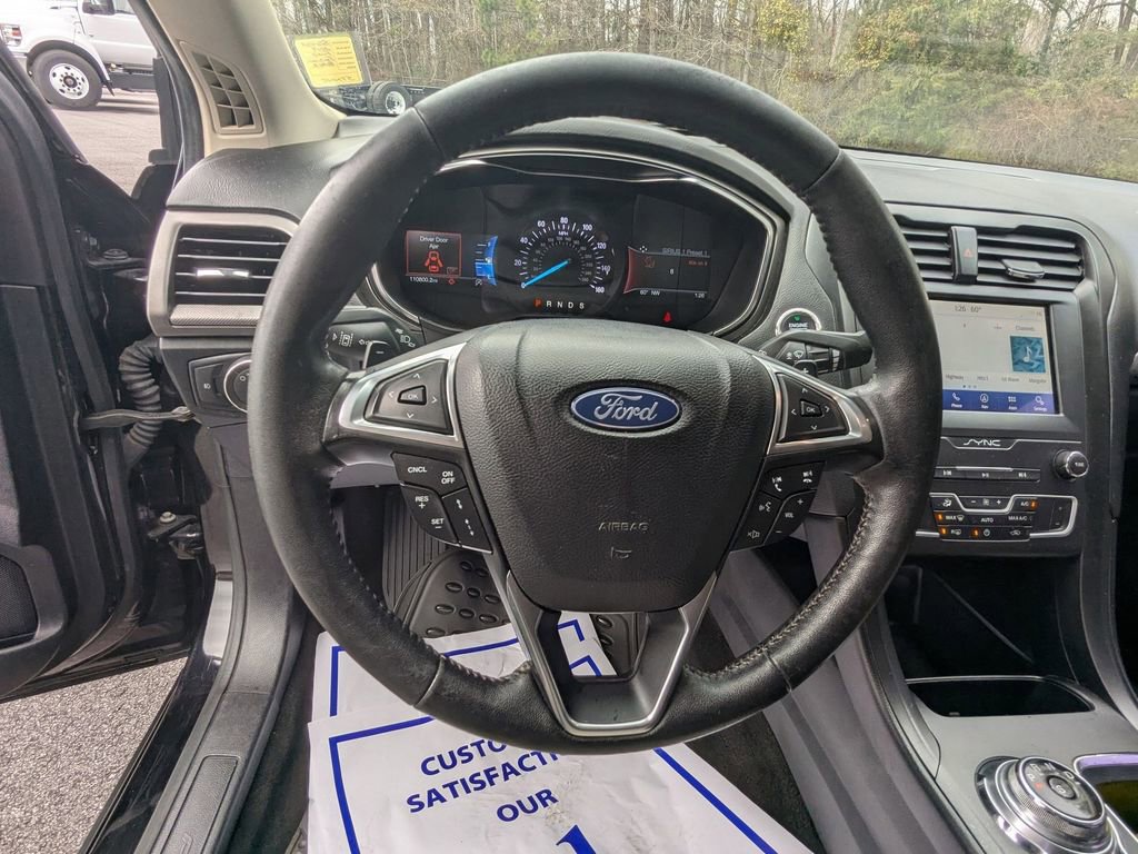 Certified 2019 Ford Fusion SE w/ Equipment Group 151A image 16