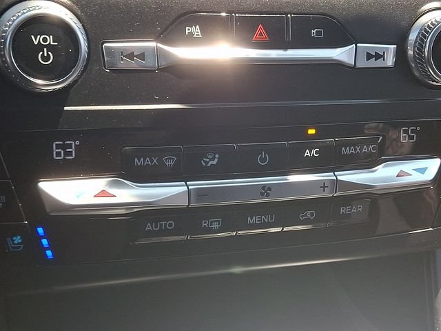 Certified 2020 Ford Explorer Limited AWD/4WD image 17