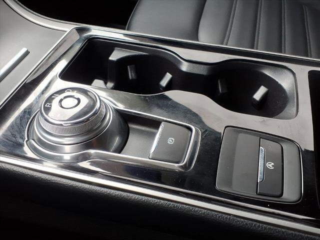 Certified 2019 Ford Edge SEL w/ Equipment Group 201A image 18