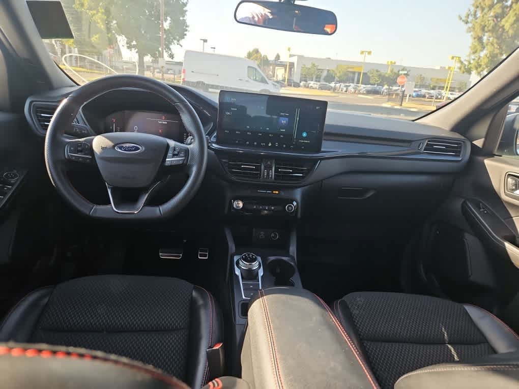Certified 2023 Ford Escape ST-Line FWD image 10