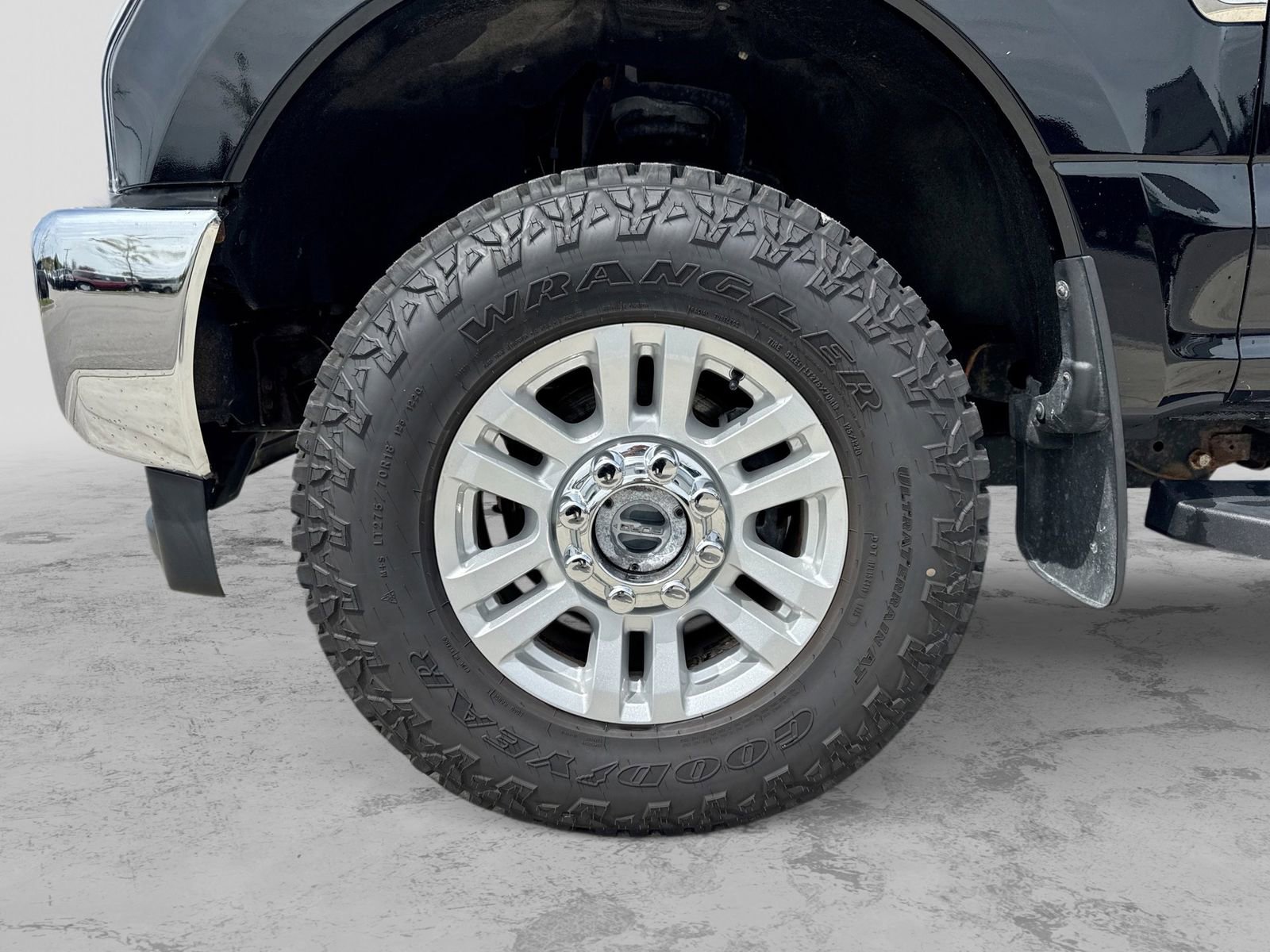 Certified 2017 Ford F250 XLT AWD/4WD image 16