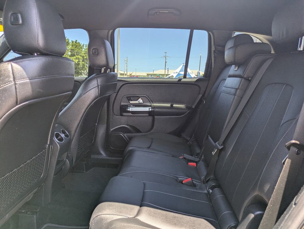 Used 2021 Mercedes-Benz GLB 250 image 14