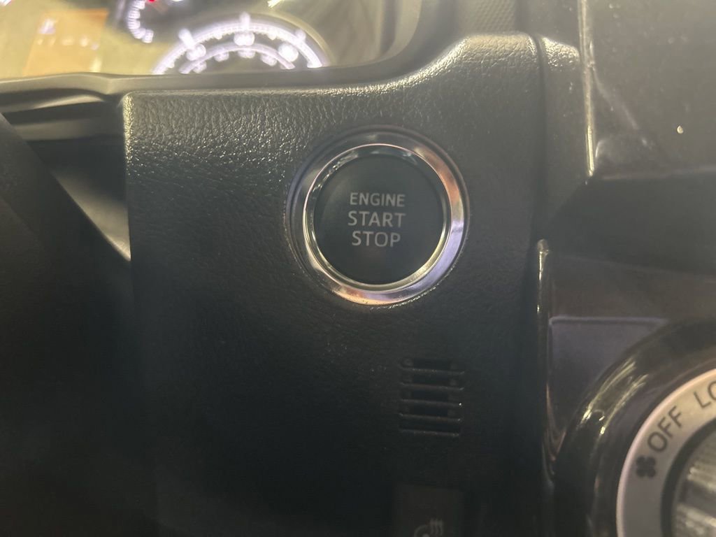 Used 2024 Toyota 4Runner TRD Off-Road Premium image 17