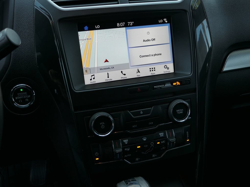 Certified 2018 Ford Explorer XLT w/ Equipment Group 201A FWD image 22
