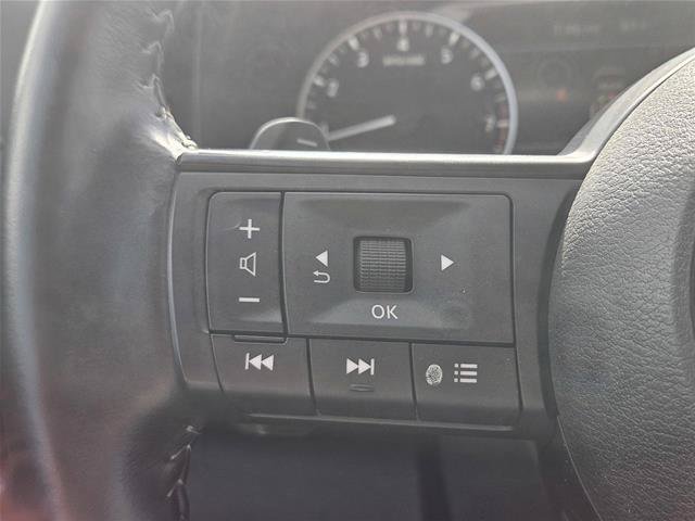 Used 2024 Nissan Pathfinder SV FWD image 19