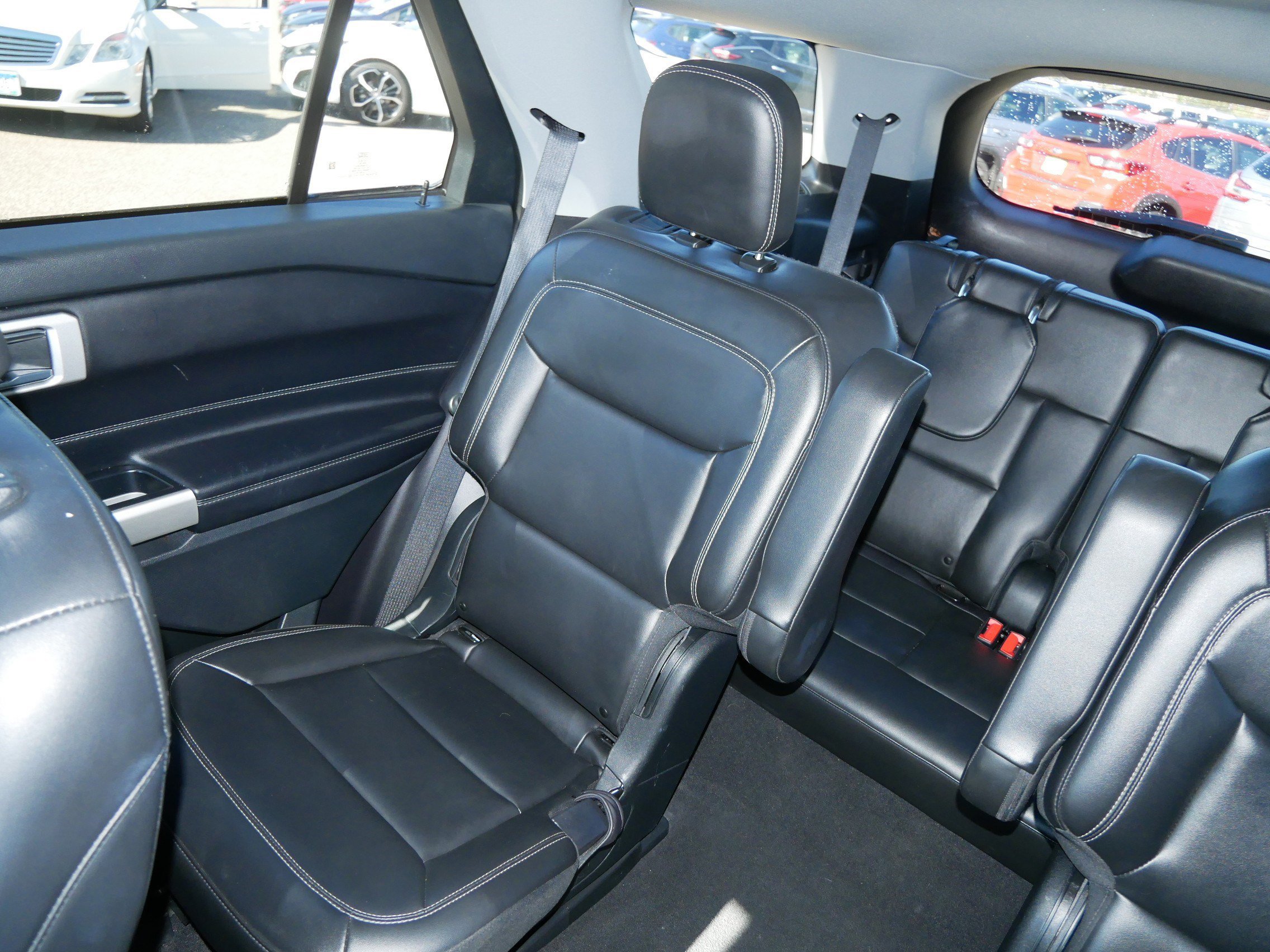 Certified 2022 Ford Explorer XLT w/ Equipment Group 202A image 12